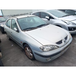 تفكيك Renault megane I classic (LA0/1_) 1.6 Gasolina من عام 2000 بمحرك K7M 704