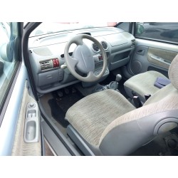 تفكيك Renault twingo I (C06_) 1.2 16V (C06C, C06D, C06K) Gasolina من عام 2003 بمحرك D4F 702