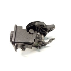 Recambio de bomba dirección para bmw serie 3 berlina (e46) 320d referencia OEM IAM 6756575  