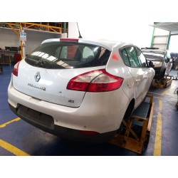 تفكيك Renault megane III hatchback (BZ0/1_, B3_) 1.5 dCi (BZ0C) Diesel من عام 2012 بمحرك K9K 636