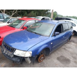 تفكيك Volkswagen passat B5.5 variant (3B6) 2.0 Gasolina من عام 2000 بمحرك AZM