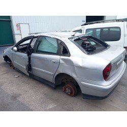 تفكيك CITROËN C5 I (DC_) 2.0 HDi (DCRHZB, DCRHZE) Diesel من عام 2004 بمحرك RHZ (DW10ATED)