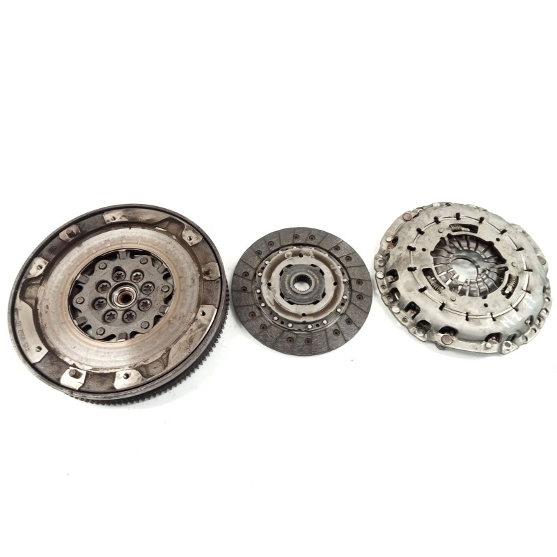 Clutch kit BMW 1 (E81) | Becerril Scrap Yard