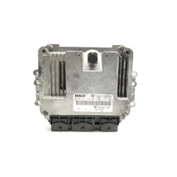 Unité de commande moteur (UCE) Renault Trafic II Autobús (jl) | Desguace Becerril