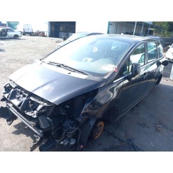 تفكيك Peugeot 5008 (0U_, 0E_) 1.6 HDi Diesel من عام 2011 بمحرك 9HR (DV6C)
