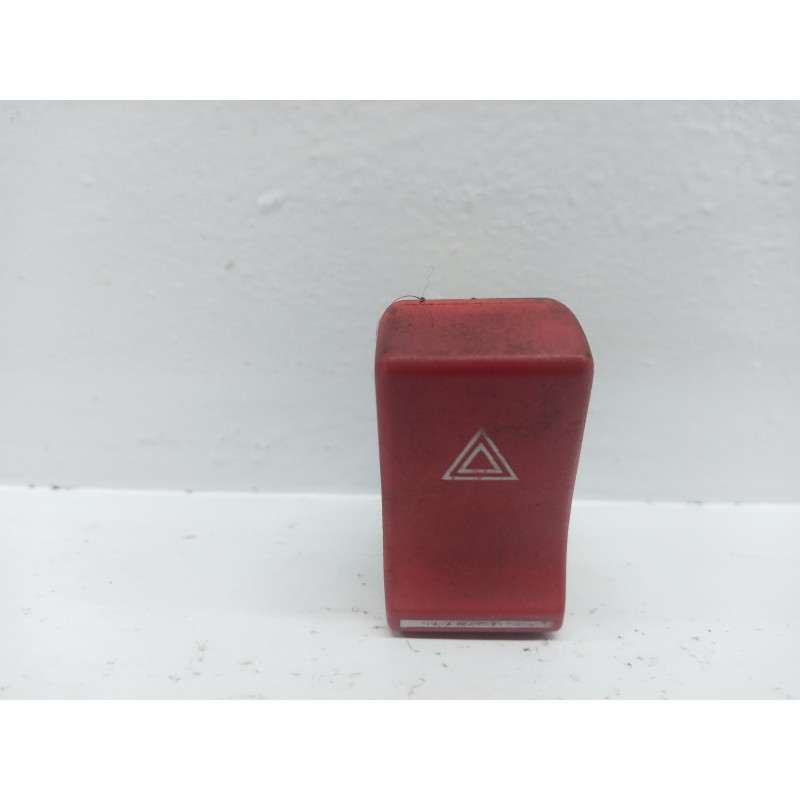 Recambio de warning para renault 5 (b/c40) campus (b/c 407, b/c 40h) referencia OEM IAM Recambio de warning para renault 5 (b/c40) campus (b/c 407, b/c 40h) referencia OEM IAM