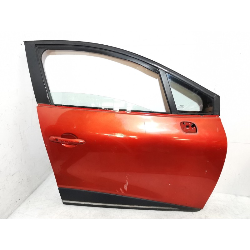 Right front door Renault Clio IV (BH_) | Becerril Scrap Yard Right front door Renault Clio IV (BH_) | Becerril Scrap Yard