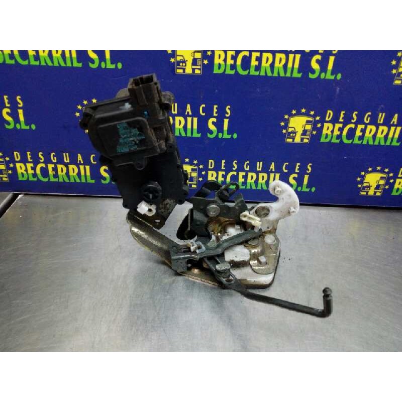 Recambio de cerradura puerta trasera izquierda para hyundai accent (lc) gls referencia OEM IAM 8141025030  