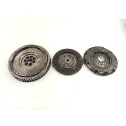 Recambio de kit de embrague para renault megane iii hatchback (bz0/1_, b3_) 1.5 dci referencia OEM IAM   
