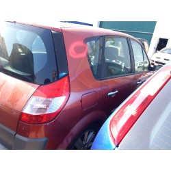 تفكيك Renault SCÉNIC II (JM0/1_) 1.9 dCi (JM0G, JM12, JM1G, JM2C) Diesel من عام 2004 بمحرك F9Q 812