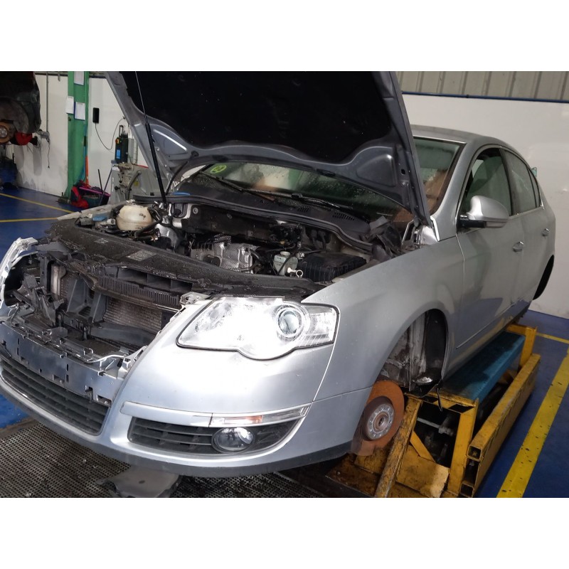 Elenco delle parti per Volkswagen passat B6 (3C2) 2.0 TDI 16V 4motion Diesel dell'anno 2007 con motore BKP,CBAB Elenco delle parti per Volkswagen passat B6 (3C2) 2.0 TDI 16V 4motion Diesel dell'anno 2007 con motore BKP,CBAB