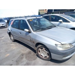 تفكيك Peugeot 306 break (7E, N3, N5) 2.0 HDI 90 Diesel من عام 1999 بمحرك RHY (DW10TD)