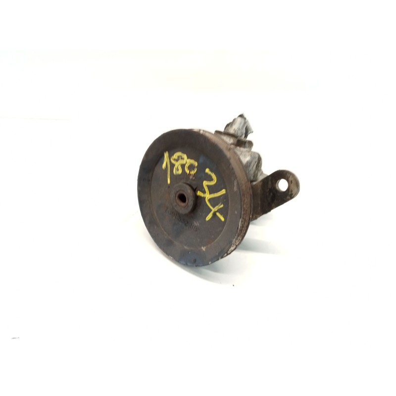Recambio de bomba dirección para nissan cabstar 01.04  cabina simple cabina individual referencia OEM IAM 7691332118  
