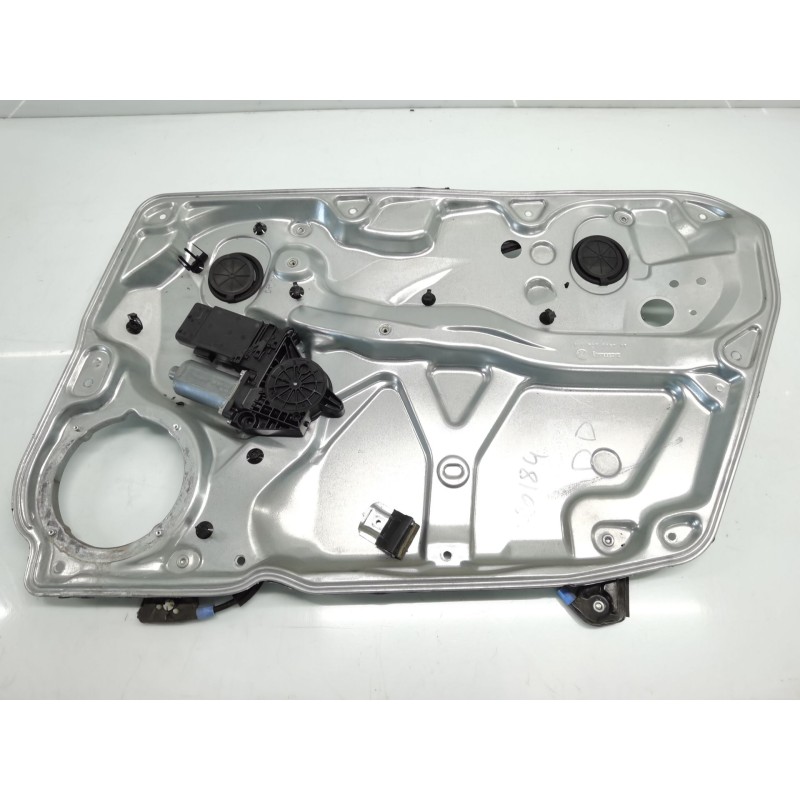Recambio de elevalunas delantero derecho para volkswagen passat b5.5 (3b3) 1.9 tdi referencia OEM IAM 3B4837756D  