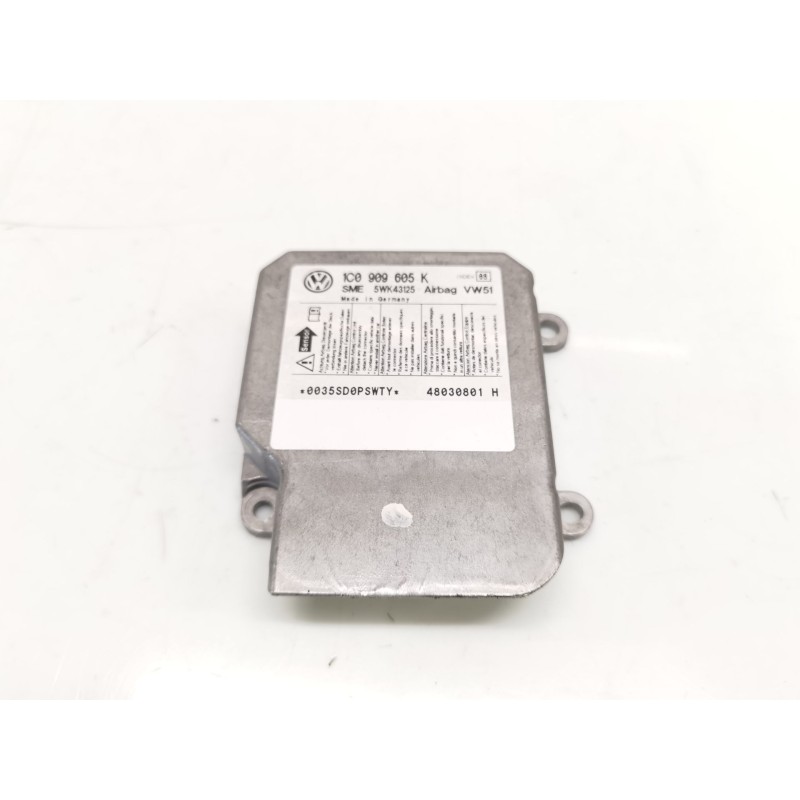 Airbag control unit Volkswagen Polo IV (9N_, 9A_) | Becerril Scrap Yard