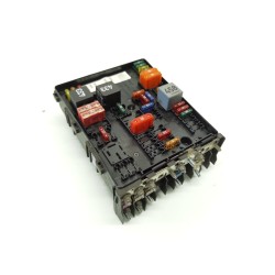 Relay / fuse box Volkswagen Golf V (1K1) | Becerril Scrap Yard