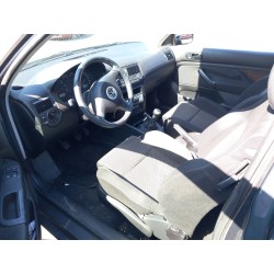 تفكيك Volkswagen golf IV variant (1J5) 2.0 Gasolina من عام 2002 بمحرك APK,AQY,AZJ