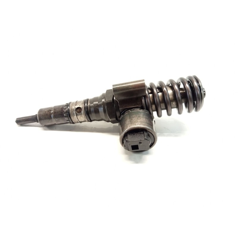 Injecteur Volkswagen Golf V (1K1) | Desguace Becerril