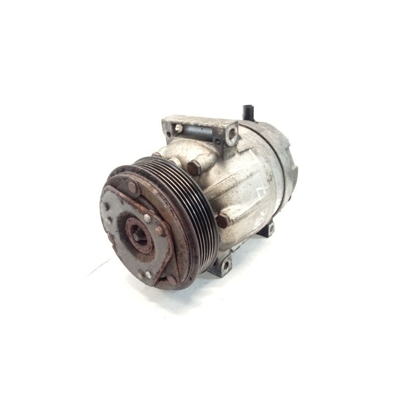 Air conditioning compressor Renault Laguna II (BG0) | Becerril Scrap Yard