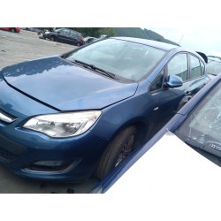 opel astra j (p10) del año 2013