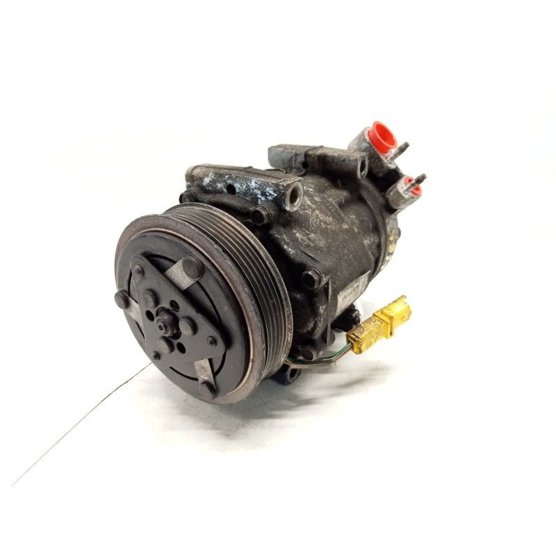 Compressore dell'aria condizionata Volkswagen Polo berlina (6N2) | Desguace Becerril Compressore dell'aria condizionata Volkswagen Polo berlina (6N2) | Desguace Becerril