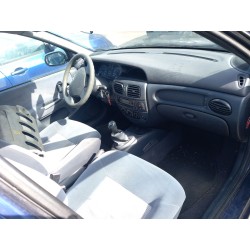 تفكيك Renault megane I classic (LA0/1_) 1.4 16V (LA0D, LA1H, lA0W, LA10) Gasolina من عام 2003 بمحرك K4J 714,K4J 750