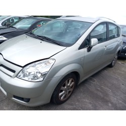 تفكيك Toyota corolla verso (ZER_, ZZE12_, R1_) 2.2 D-4D (AUR10_) Diesel من عام 2005 بمحرك 2AD-FTV