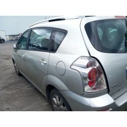 تفكيك Toyota corolla verso (ZER_, ZZE12_, R1_) 2.2 D-4D (AUR10_) Diesel من عام 2005 بمحرك 2AD-FTV