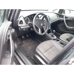 تفكيك Opel astra j sports tourer (P10) 1.4 Turbo (35) Gasolina من عام 2014 بمحرك A 14 NET,B 14 NET