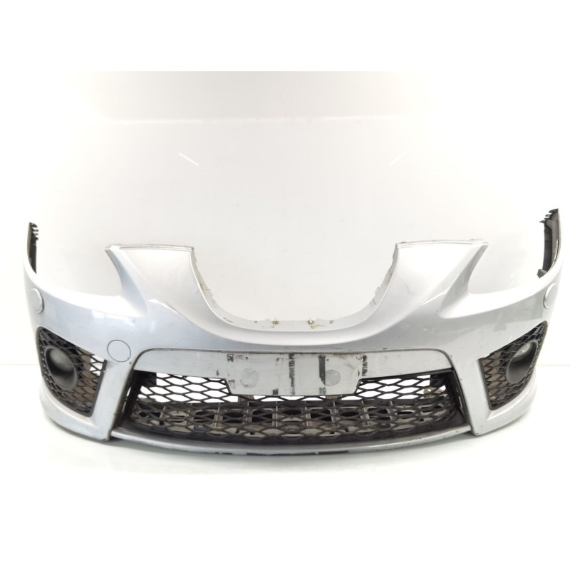 Front bumper Seat Leon (1P1) | Becerril Scrap Yard Front bumper Seat Leon (1P1) | Becerril Scrap Yard