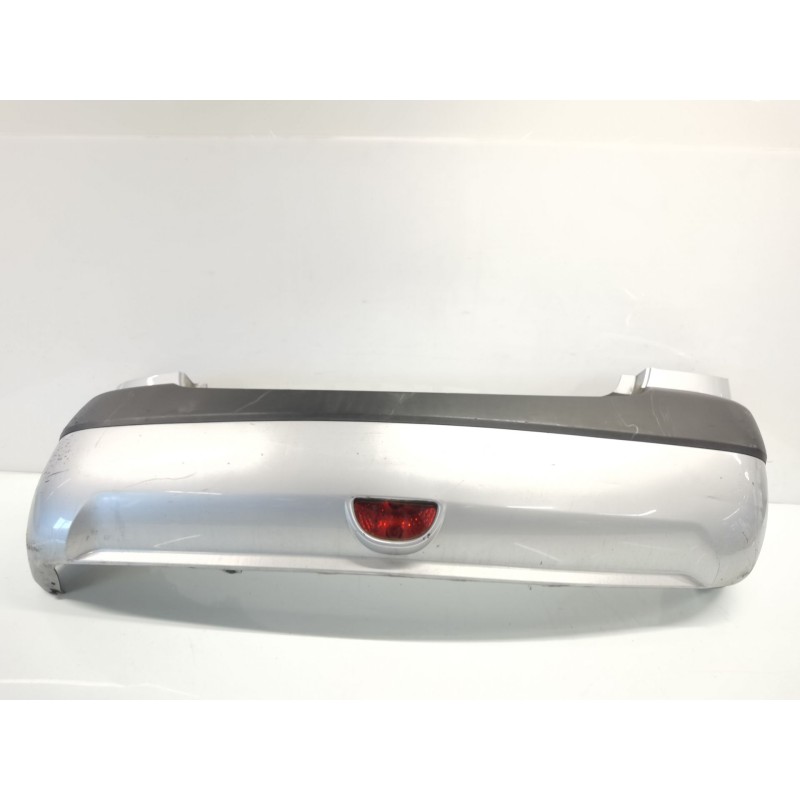 Recambio de paragolpes trasero para kia rio ii sedán (jb) 1.6 16v referencia OEM IAM   