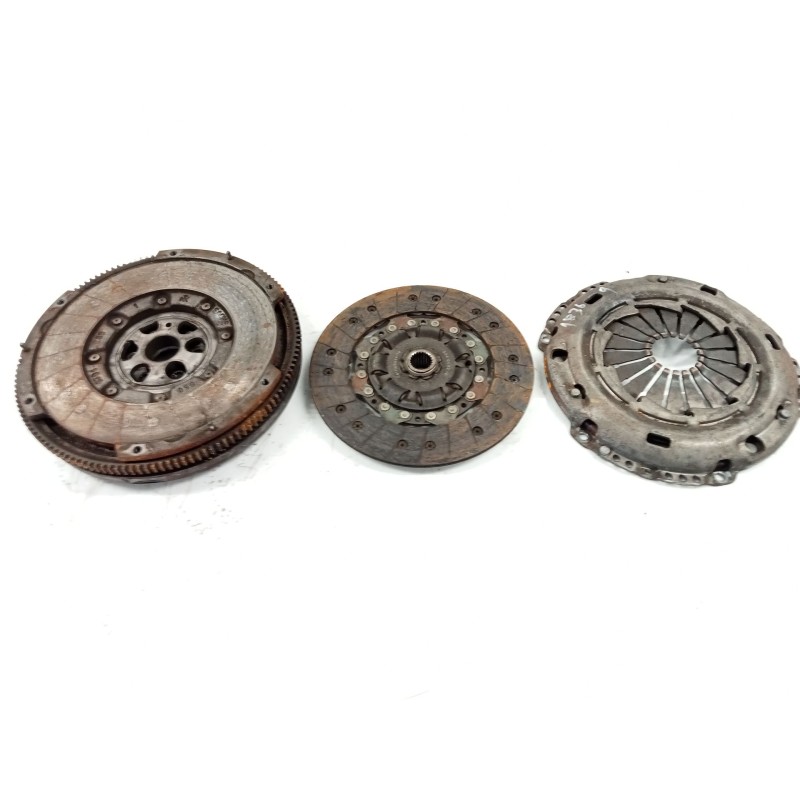 Clutch kit Volkswagen Golf IV berlina (1J1) | Becerril Scrap Yard