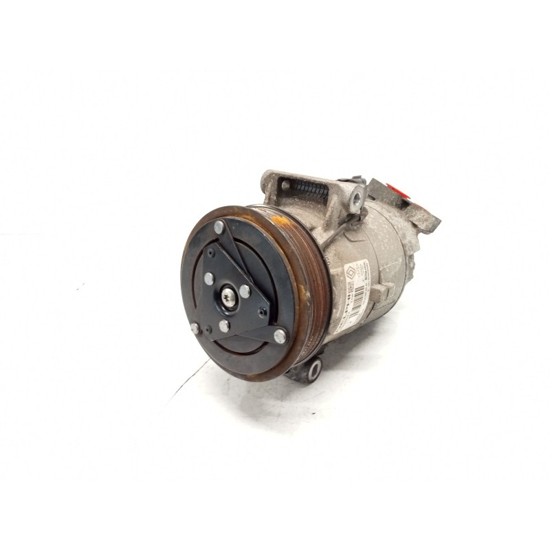 Recambio de compresor aire acondicionado para renault clio iii 2.0 16v referencia OEM IAM 8200688814  