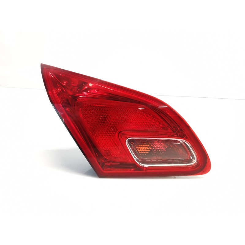 Feu arrière central gauche Opel Astra j (P10) | Desguace Becerril Feu arrière central gauche Opel Astra j (P10) | Desguace Becerril