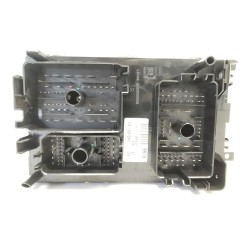 Recambio de caja reles / fusibles para opel astra j (p10) 1.7 cdti (68) referencia OEM IAM 13368641  