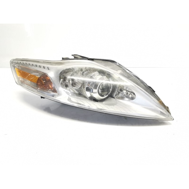 Farol direito Ford Mondeo IV (BA7) | Desguace Becerril Farol direito Ford Mondeo IV (BA7) | Desguace Becerril