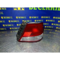 Recambio de piloto trasero derecho para hyundai accent (lc) gl 4p referencia OEM IAM 9240225220  