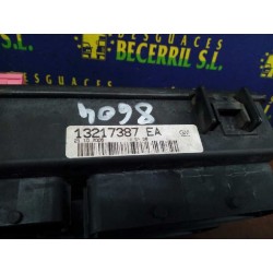 Recambio de caja reles / fusibles para opel corsa d catch me referencia OEM IAM 13217387EA 13217387 