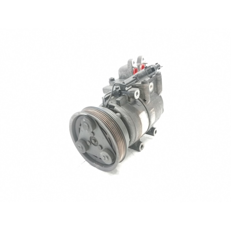 Recambio de compresor aire acondicionado para hyundai matrix (fc) referencia OEM IAM DEYDA02  
