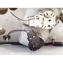 Fanale posteriore centrale sinistro Audi A6 berlina (C4) | Desguace Becerril