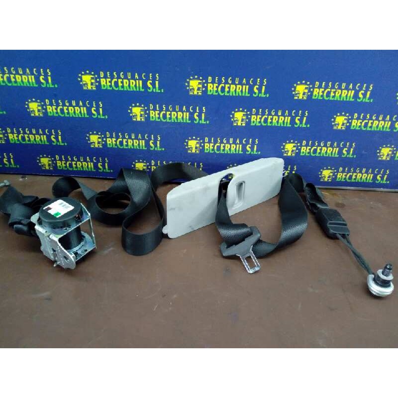 Recambio de cinturon seguridad delantero derecho para opel corsa d catch me referencia OEM IAM 607707800D Recambio de cinturon seguridad delantero derecho para opel corsa d catch me referencia OEM IAM 607707800D