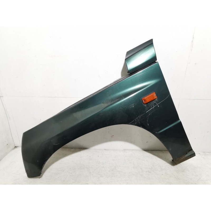 Recambio de aleta delantera izquierda para santana santana 300 sa referencia OEM IAM 5880060A21000 6430807 6820311 SZ0483003 SZ0
