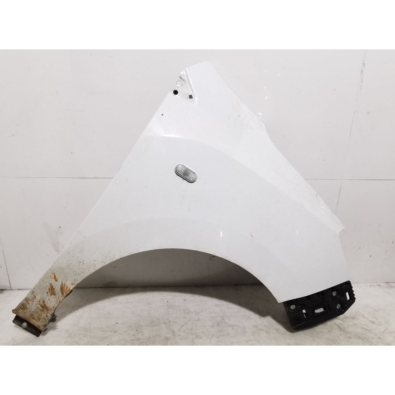 Right front fender Dacia Lodgy (JS_) | Becerril Scrap Yard