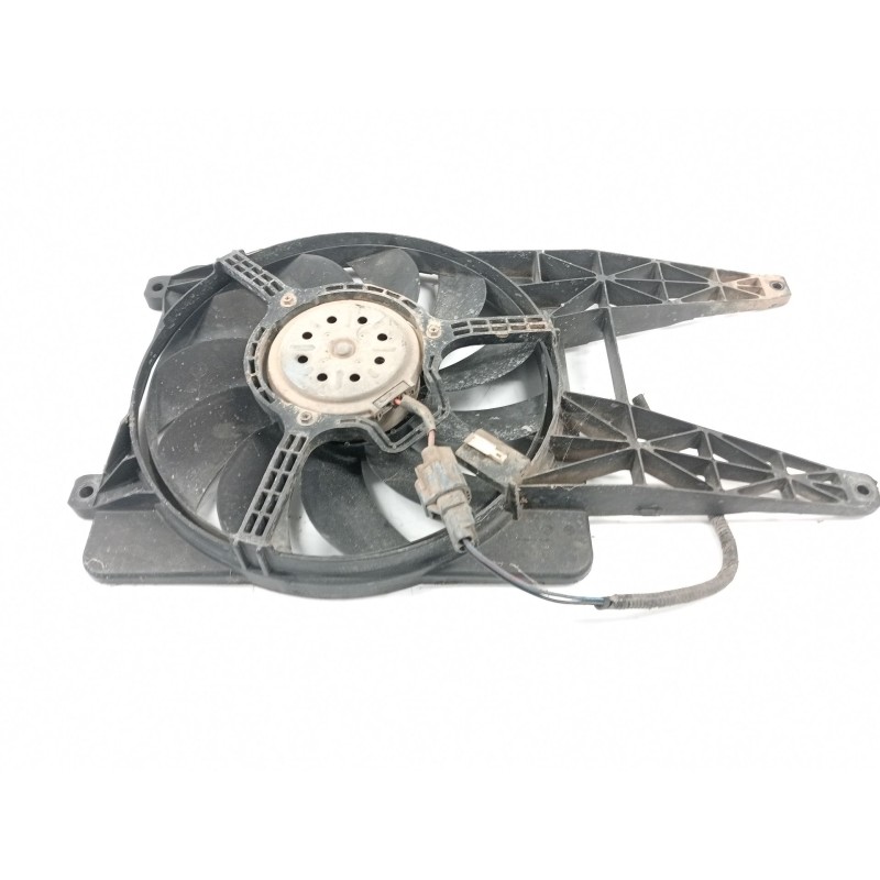 Recambio de electroventilador para santana santana 300 sa referencia OEM IAM 179716041A  