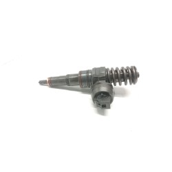 Injector Volkswagen Passat berlina (3B3) | Becerril Scrap Yard