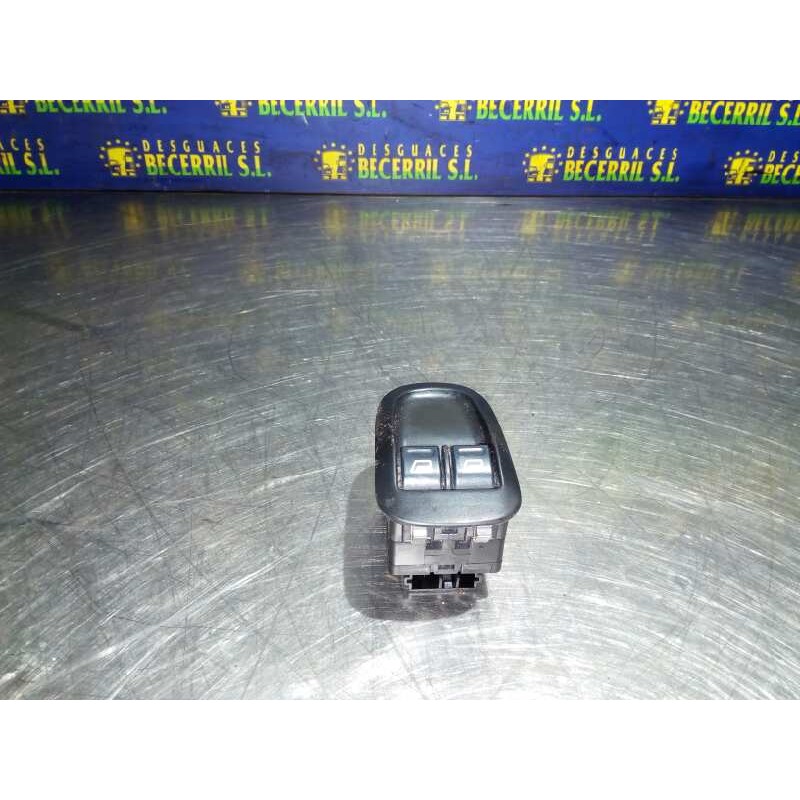 Recambio de mando elevalunas delantero izquierdo para peugeot 206 berlina xr referencia OEM IAM   