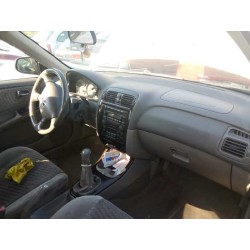 mazda 626 berlina (gf) del año 2002