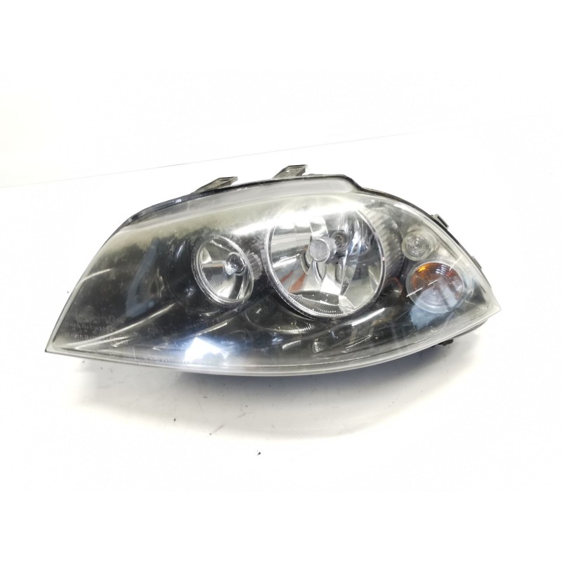 Left headlight Seat Ibiza III (6L1) | Becerril Scrap Yard Left headlight Seat Ibiza III (6L1) | Becerril Scrap Yard