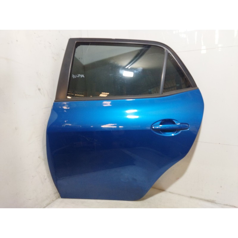 Recambio de puerta trasera izquierda para toyota auris (_e15_) 1.4 d-4d (nde150_) referencia OEM IAM   