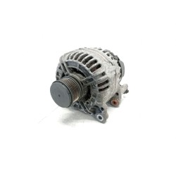Recambio de alternador para volkswagen polo (9n3) referencia OEM IAM 045903023A  